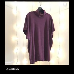 Shortsleeved turtleneck